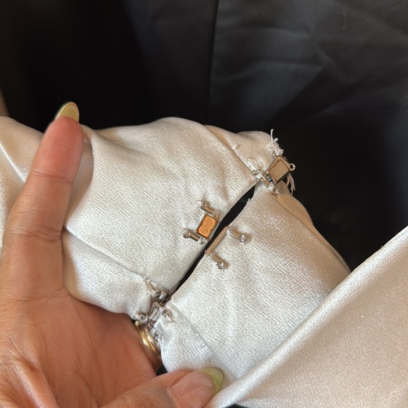 ALEXIS Marinna Satin Jumpsuit Size L - Picture 8 of 10